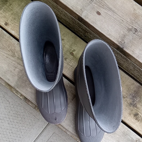 Servus Honeywell CSA Rubber Boots Size 8 Hard Toe Work Boots Grey Yellow / Grey - Picture 13 of 13